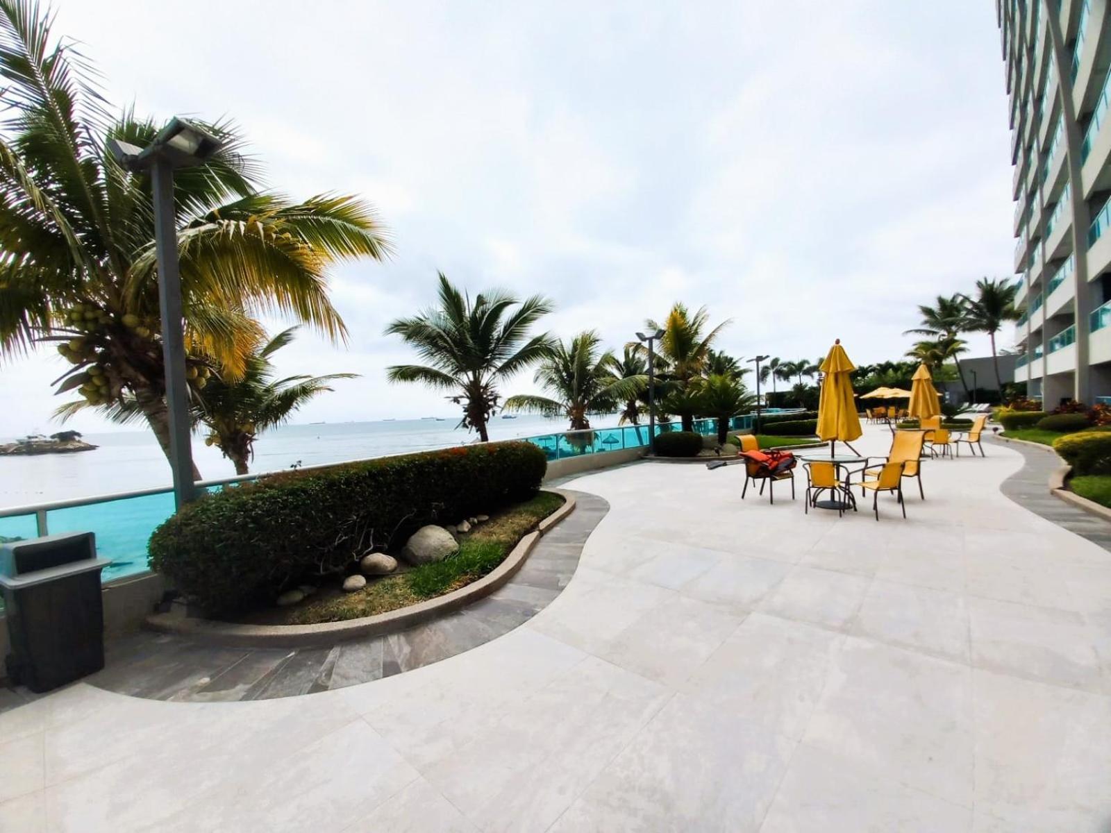 Apartamento De Lujo Al Pie Del Mar Condominio Torre Marina Salinas  Kültér fotó