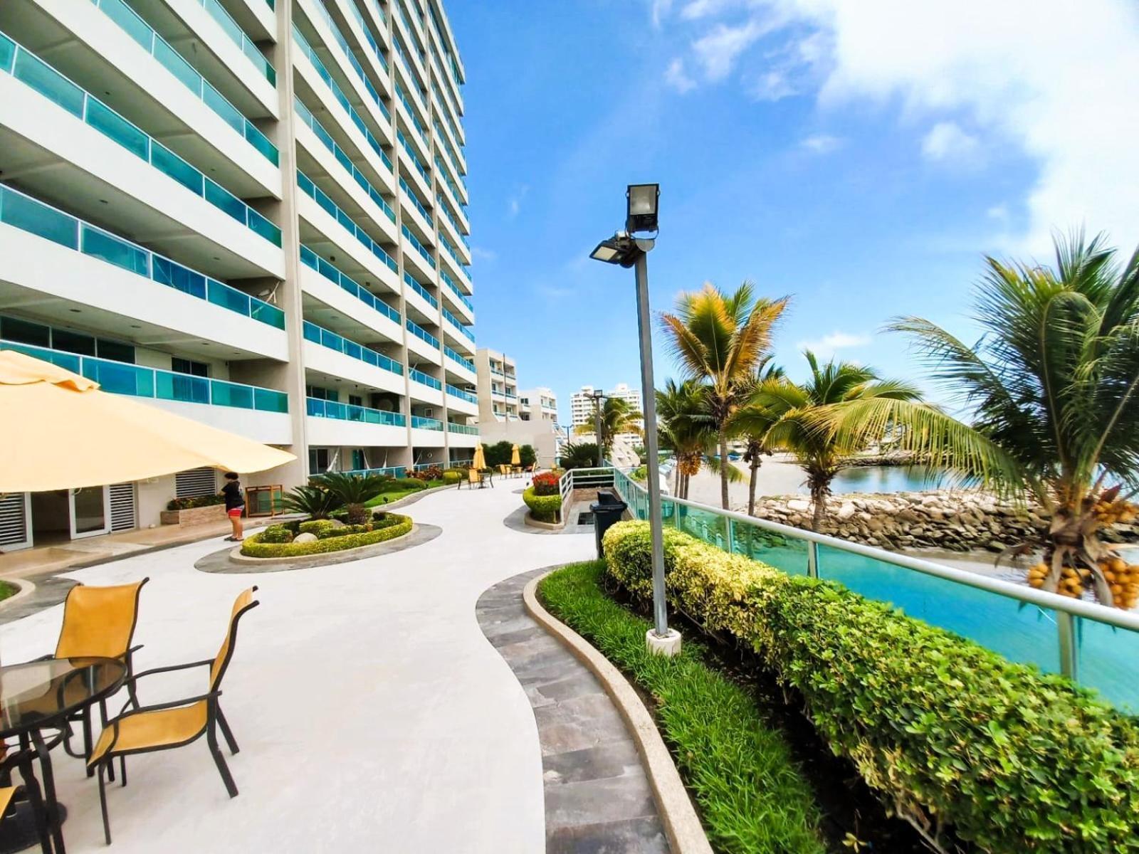 Apartamento De Lujo Al Pie Del Mar Condominio Torre Marina Salinas  Kültér fotó